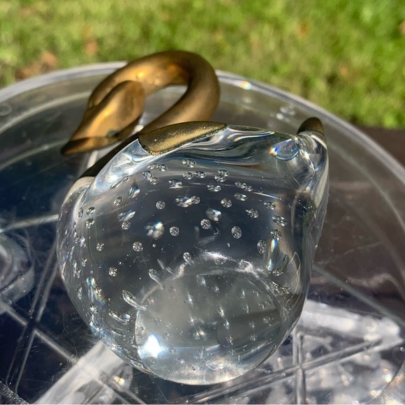 VTG Clear Glass Swan Figurine Paperweight Controlled Bubbles Brass Head Neck 4" - Picture 8 of 13